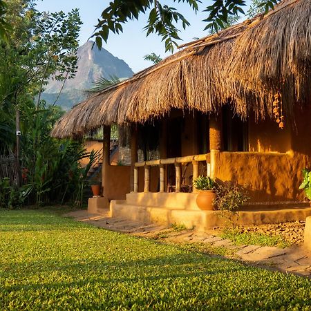 The Mudhouse Marayoor Hotel Munnar Buitenkant foto