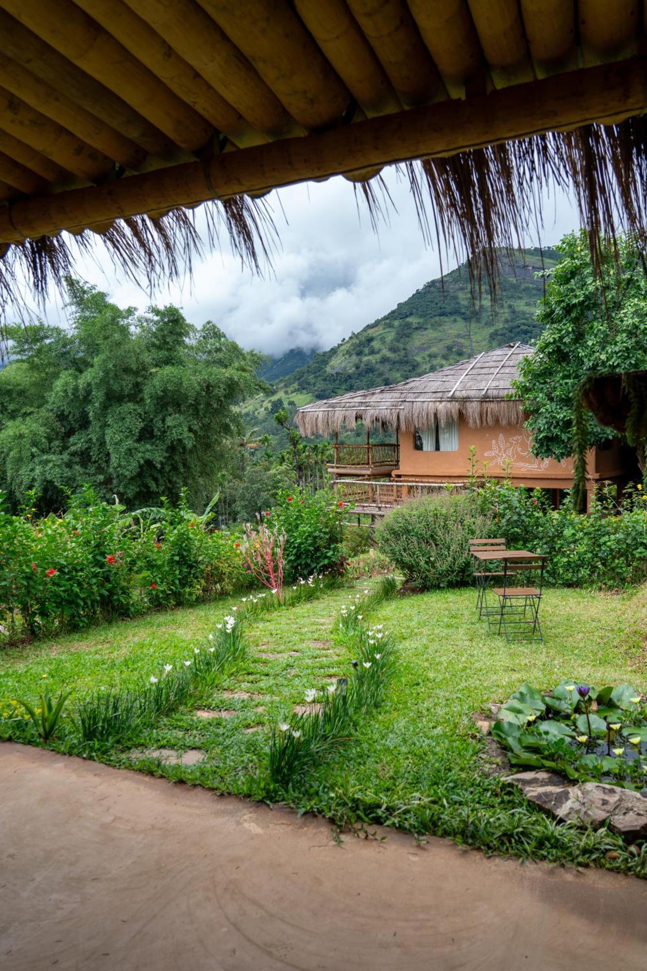 The Mudhouse Marayoor Hotel Munnar Buitenkant foto